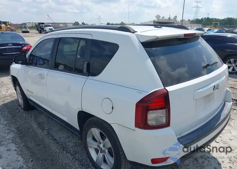 2016 Jeep Compass Sport z USA, uszkodzony, nr VIN 1C4NJCBA2GD567470